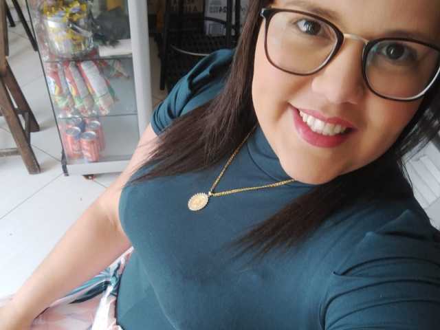 प्रोफ़ाइल की तस्वीर CelesteHot94