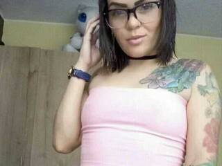 कामुक वीडियो चैट chantall-1