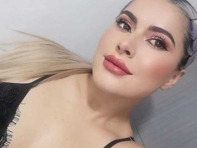 प्रोफ़ाइल की तस्वीर charlielovex
