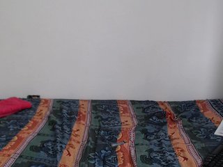 प्रसारण स्क्रीनशॉट charlizelatin