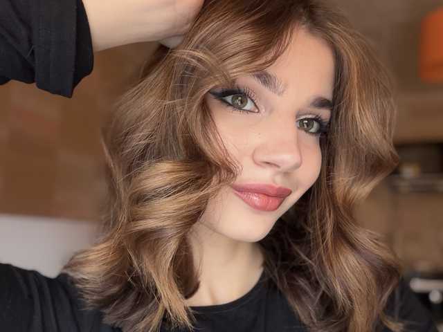 प्रोफ़ाइल की तस्वीर StrawberryGirl