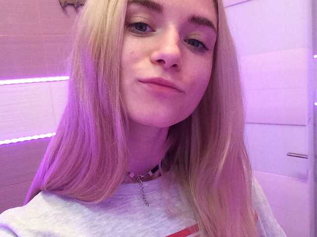 प्रोफ़ाइल की तस्वीर CherryBunny