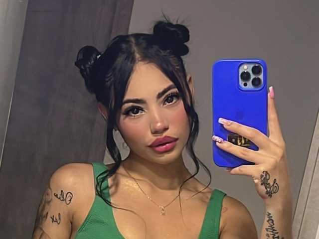 प्रोफ़ाइल की तस्वीर cherrymodel