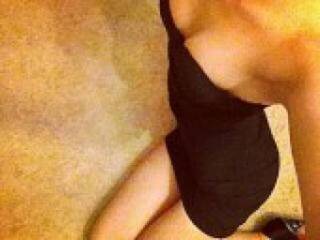 कामुक वीडियो चैट chikablondi