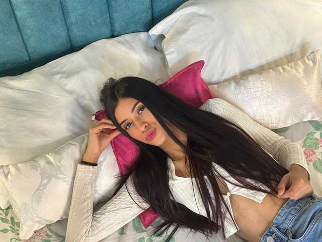 प्रोफ़ाइल की तस्वीर ChloeeMoore