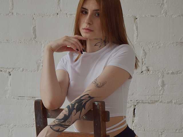 प्रोफ़ाइल की तस्वीर ChloeLee
