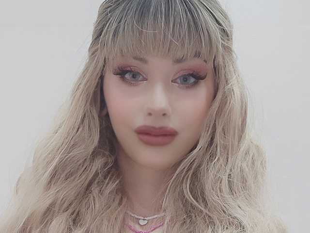प्रोफ़ाइल की तस्वीर ChloeLovely