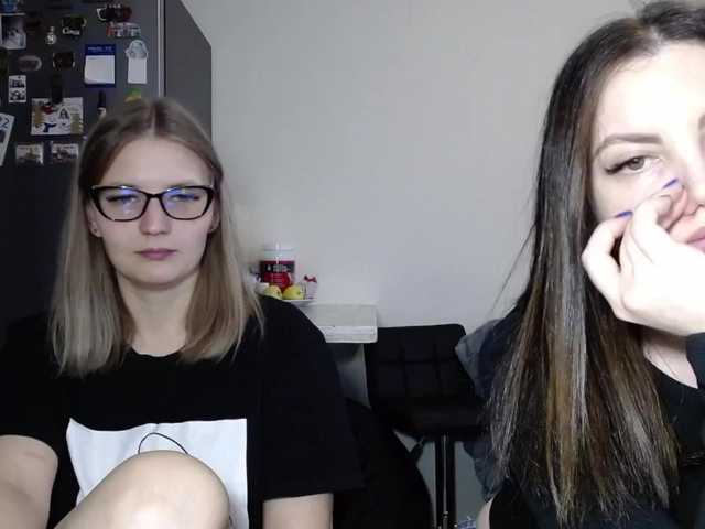तस्वीरें ChrisnKat Hello everyone We are Katya and Kristina) Glad to see you in our room! Subscribe, put love! Dont hesitate - its free! 2naked girls 300 tk! 2 girls squirt 1000 tk!