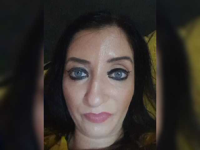 प्रसारण स्क्रीनशॉट ChristianaHot