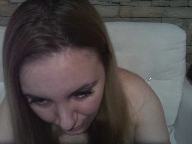 प्रसारण स्क्रीनशॉट ChristinaHotX