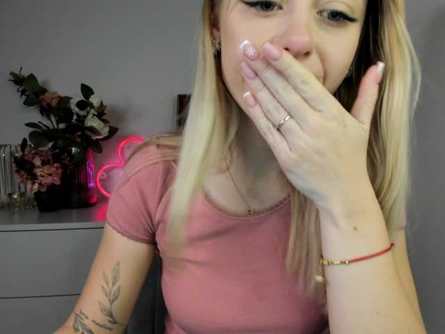 तस्वीरें CindyGlam #blonde #joi #cuckold #femdom #sph