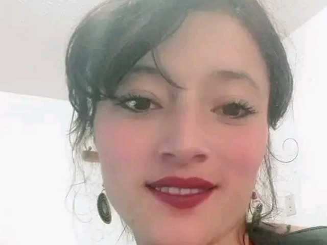 प्रोफ़ाइल की तस्वीर claudiabozhsjrsorry