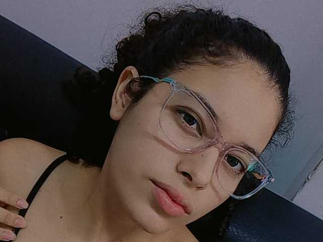 प्रोफ़ाइल की तस्वीर CloeeRogers