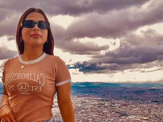 कामुक वीडियो चैट Conii22