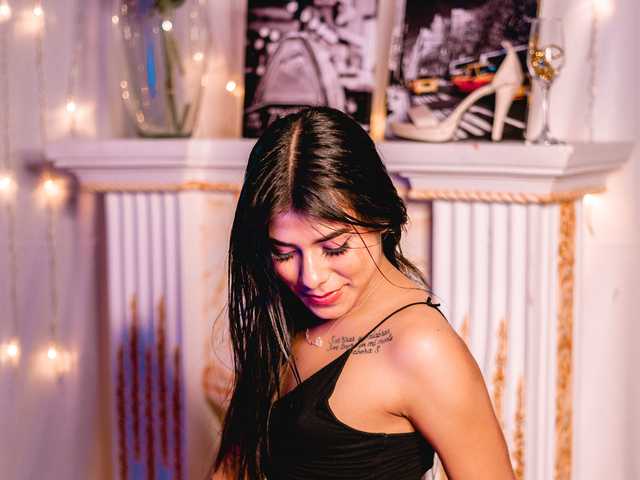 प्रोफ़ाइल की तस्वीर CoralineJones