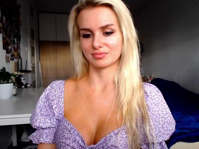 प्रसारण स्क्रीनशॉट Cornelia22hot
