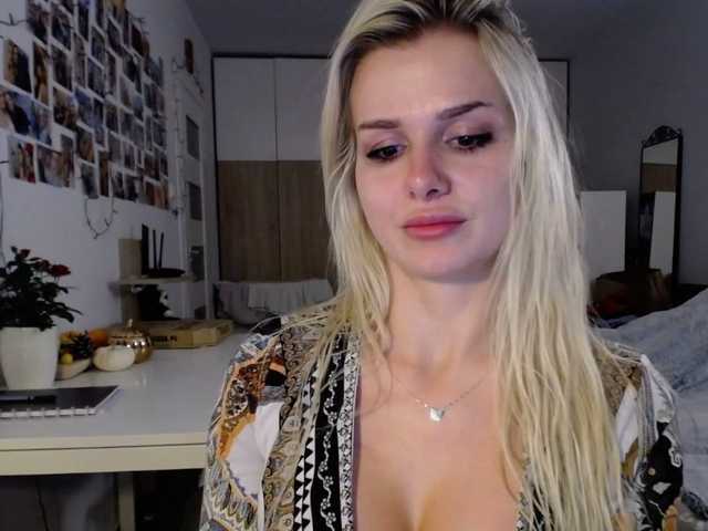 प्रसारण स्क्रीनशॉट Cornelia22hot