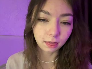 कामुक वीडियो चैट ShyAlya