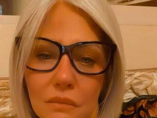 कामुक वीडियो चैट CrazyBionda