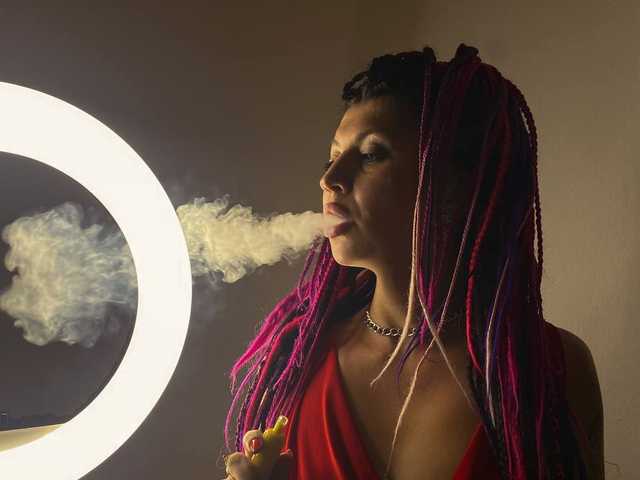 प्रोफ़ाइल की तस्वीर CrazyMilf