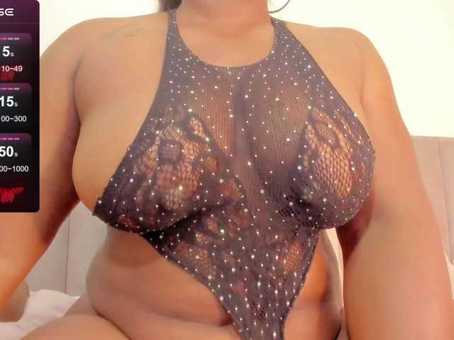 तस्वीरें CristineSexy ♥ You dont have to travel to meet a tropical beauty like me A LOT OF VIBES IN MY CLIT IS THE BEST SENSATION Goal 2222 tkns @sofar @remain SQUIRT IN MY PANTIES AT GOAL