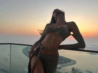 कामुक वीडियो चैट Cum4Lydia