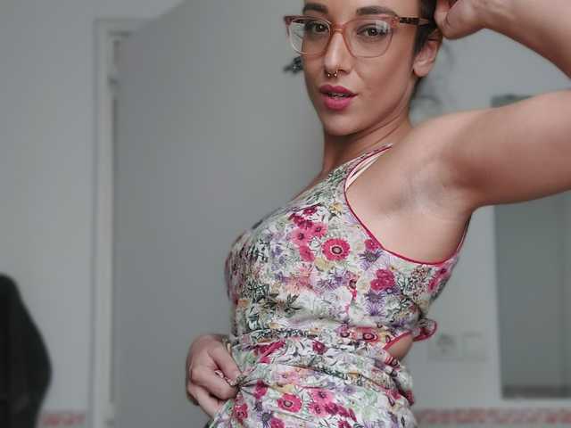 प्रोफ़ाइल की तस्वीर cumonveronica