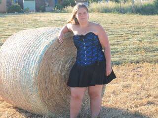 कामुक वीडियो चैट curvyemma