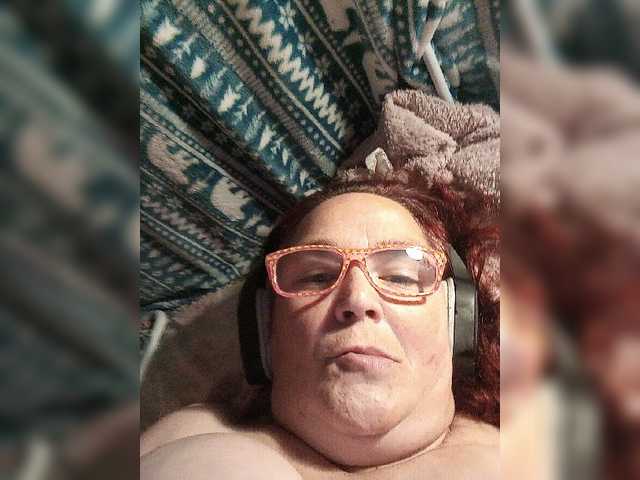 प्रसारण स्क्रीनशॉट CurvyMeg