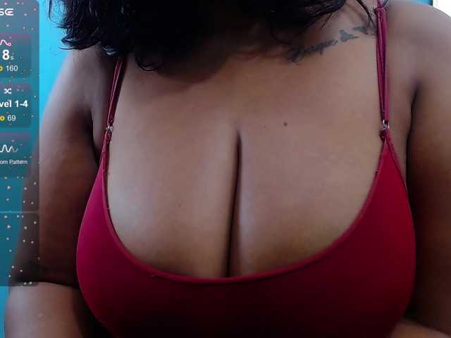 प्रसारण स्क्रीनशॉट curvymommyy