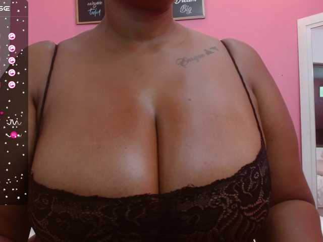 प्रसारण स्क्रीनशॉट curvymommyy