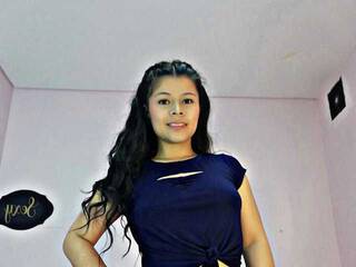 कामुक वीडियो चैट Cutenia