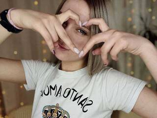 कामुक वीडियो चैट CyrilaPuff