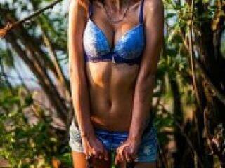 कामुक वीडियो चैट daiisy