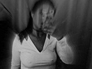 कामुक वीडियो चैट Daisy-Chilli