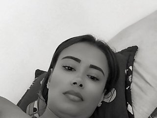 कामुक वीडियो चैट danna1991