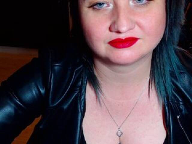 प्रसारण स्क्रीनशॉट KinkyDomina