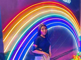 कामुक वीडियो चैट darlacampbell