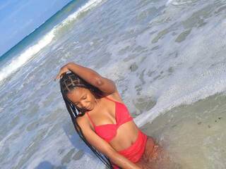 कामुक वीडियो चैट DeliciousDollDaisy