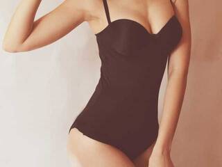 कामुक वीडियो चैट Delicioustitssss