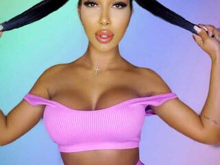 कामुक वीडियो चैट Denise-Quinn