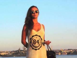 कामुक वीडियो चैट dinaenjoy