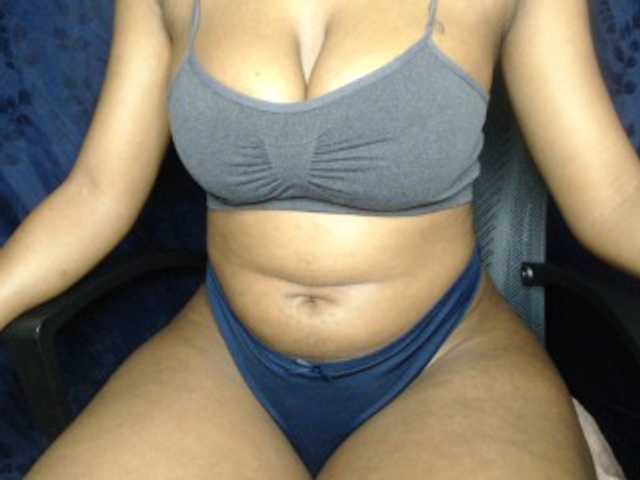 तस्वीरें DivineGoddes #squirt #cum #bigboobs #bigass #ebony #lush #lovense goal 2000 tks cum show❤️500 tks show boobs ❤️ 1000 tks flash pussy