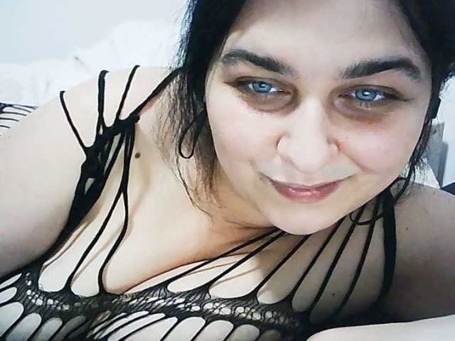 तस्वीरें djk70 #milf #boobs #big #bigboobs #curvy #ass #bigass #fat #nature #beautiful #blueeyes #pussy #dildo #fuck #sex #finger #face #eyes #tongue #bigmilf