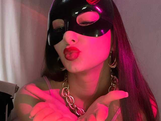 प्रोफ़ाइल की तस्वीर DollyxDiva