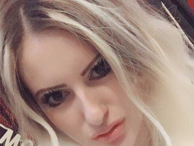 प्रोफ़ाइल की तस्वीर EffectEyes00
