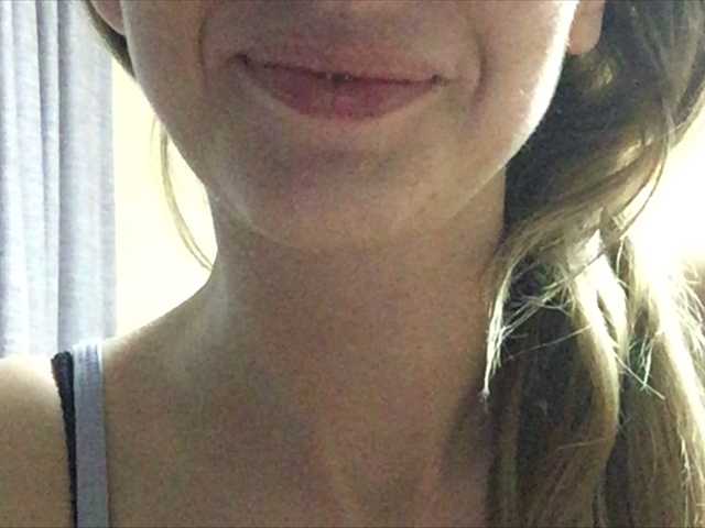 प्रसारण स्क्रीनशॉट ElegantBlonda