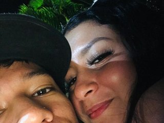कामुक वीडियो चैट ElianayLuca