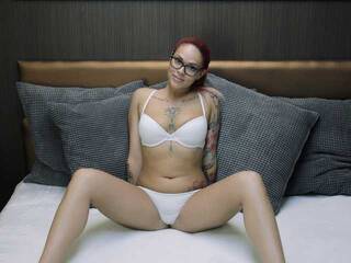 कामुक वीडियो चैट ElinaRubels