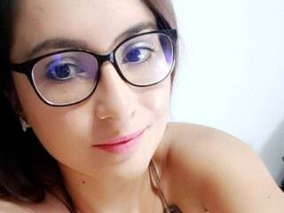 कामुक वीडियो चैट Ellarouge